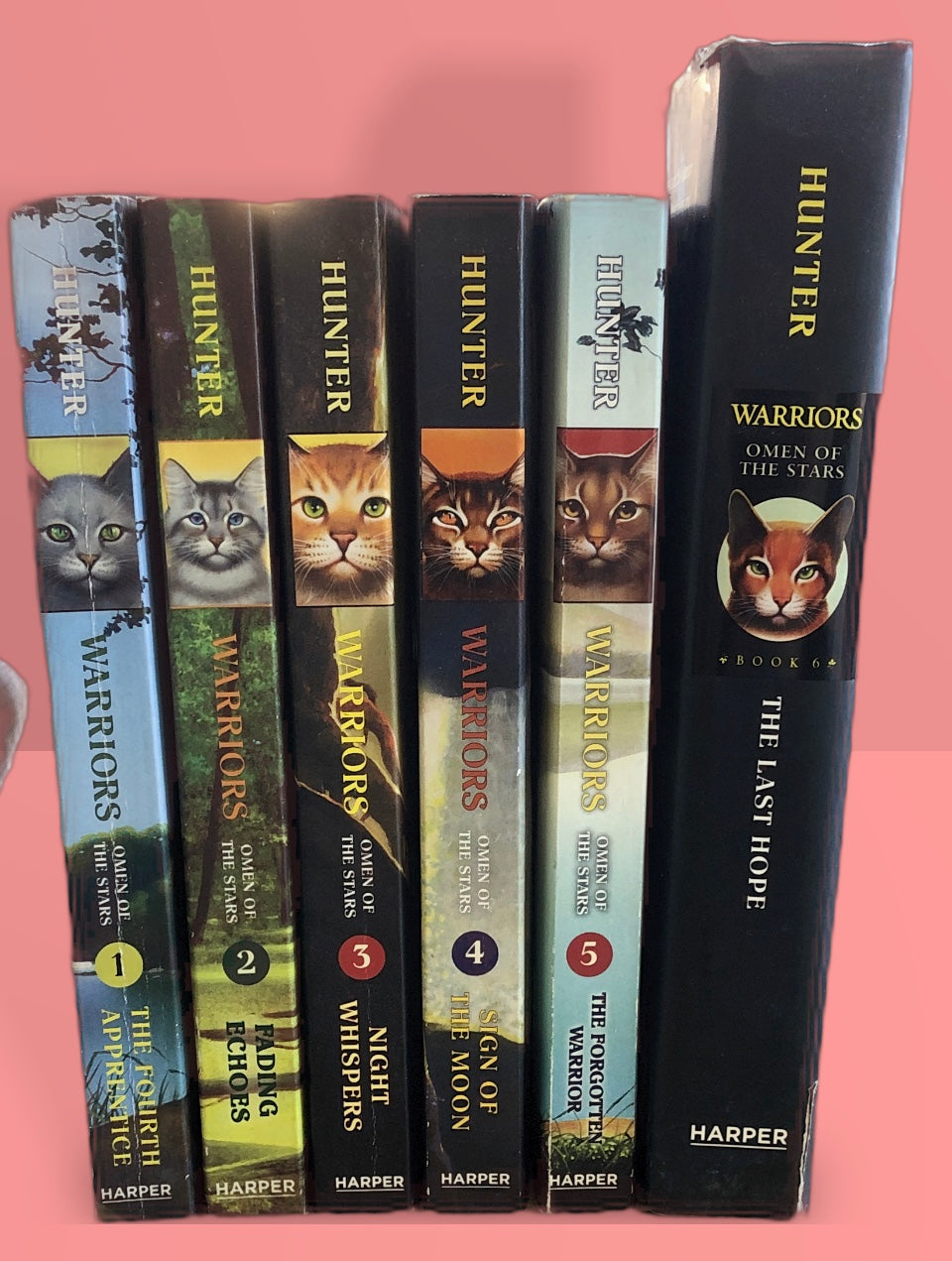 Warriors: Sign of the Moon (Omen of the Stars Book #4) by Erin Hunter