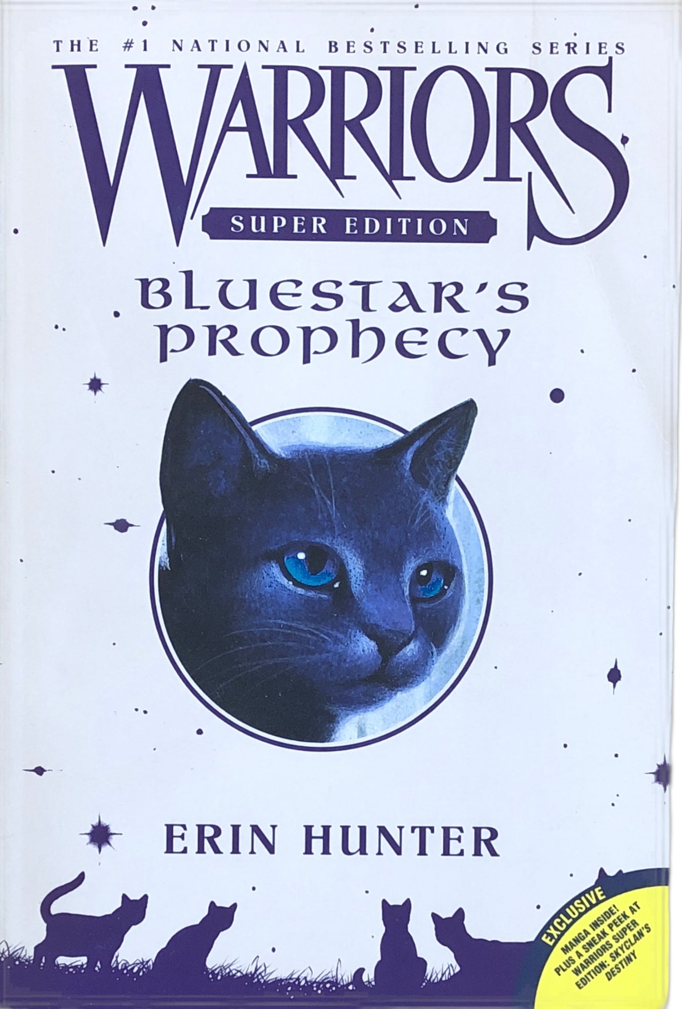 Warriors Super Edition: Bluestar's Prophecy: The Warriors Super Edition  Series (The Warriors Super Edition Series, 2): Erin Hunter: 9781982657918:  : Books
