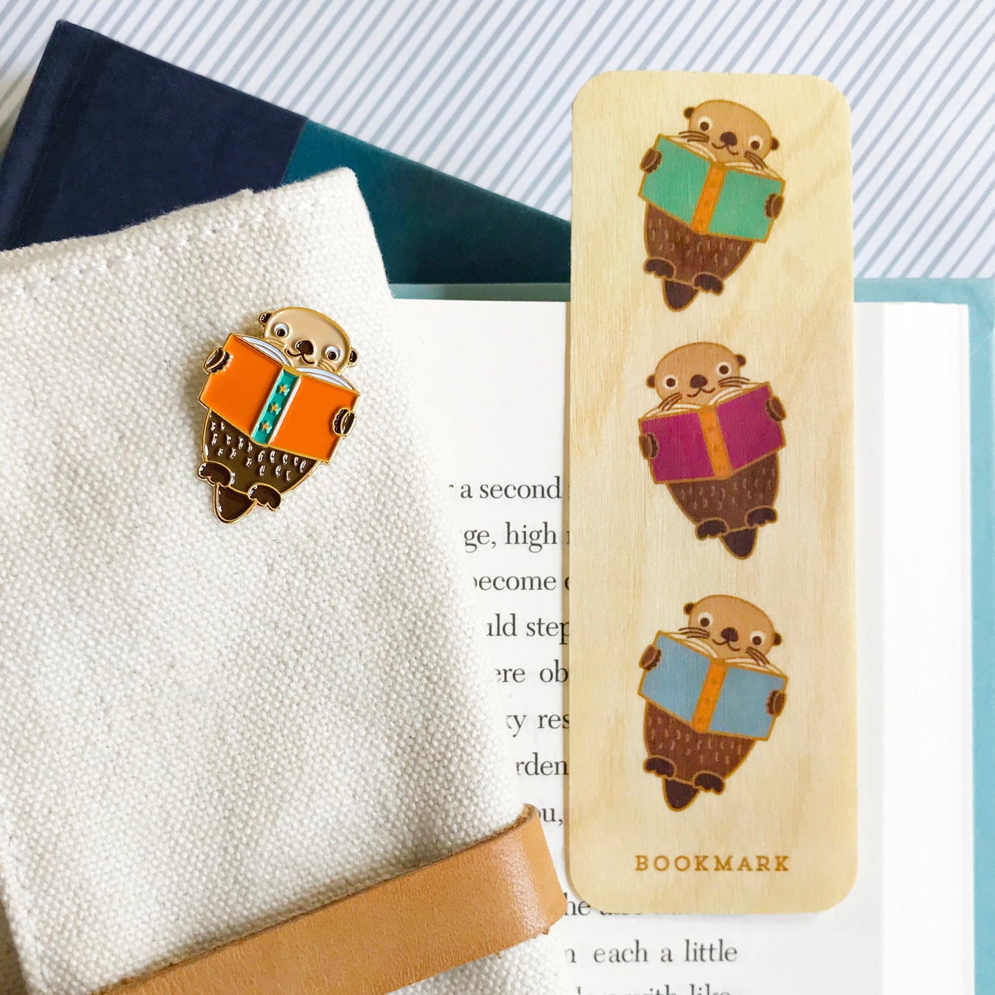 Otter Read Book Buddies Wood Mini Bookmark + Pin Gift Set