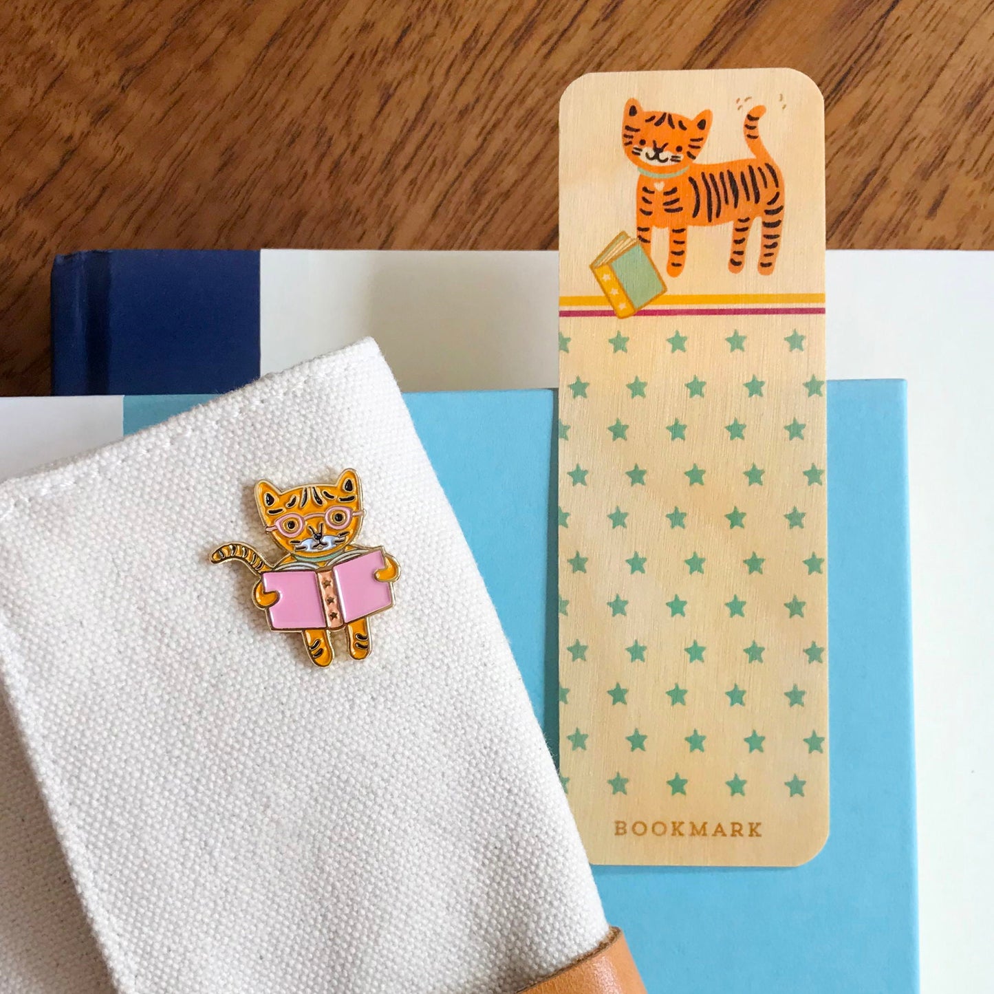 Tiger Tales Book Buddies Wood Mini Bookmark + Pin Gift Set - Original