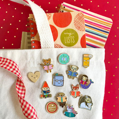 Reading Retriever Enamel Pin